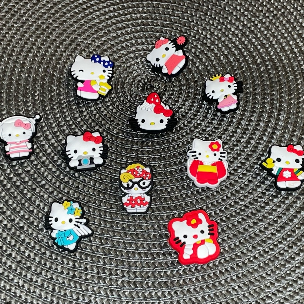 11pcs Hello Kitty Sanrio Croc Charms